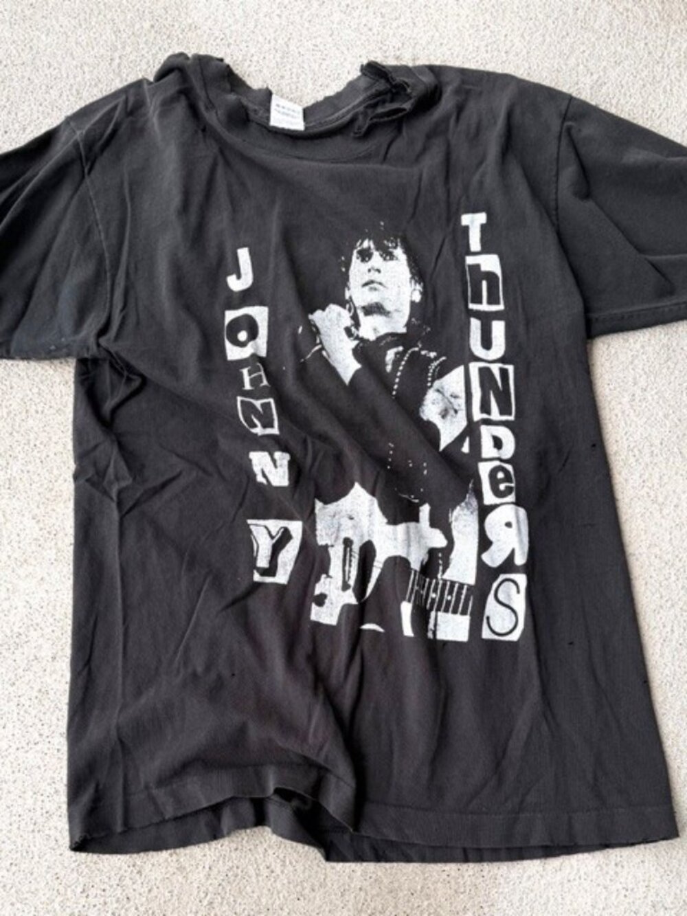 Johnny Thunders Vintage Distressed Short Sleeve T- Shirt Large NWOT